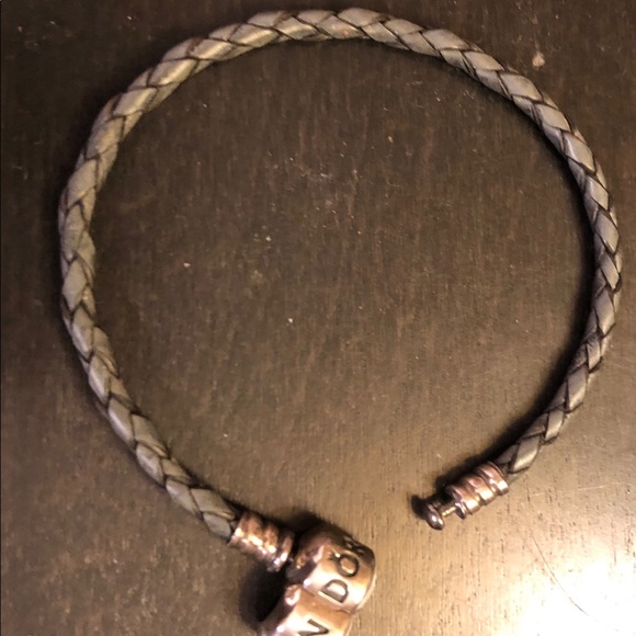 Pandora Jewelry - Pandora cable bracelet Pandora Jewelry - Pandora cable bracelet